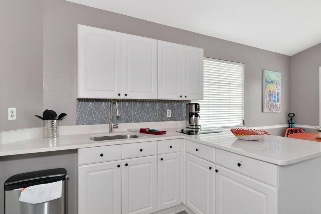 Walk To The Beach - Island Villa Siesta Key Exterior foto